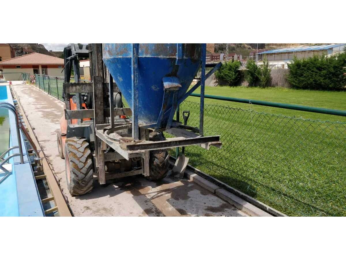 Obras de mejora en la Piscina Municipal - Imagen 3